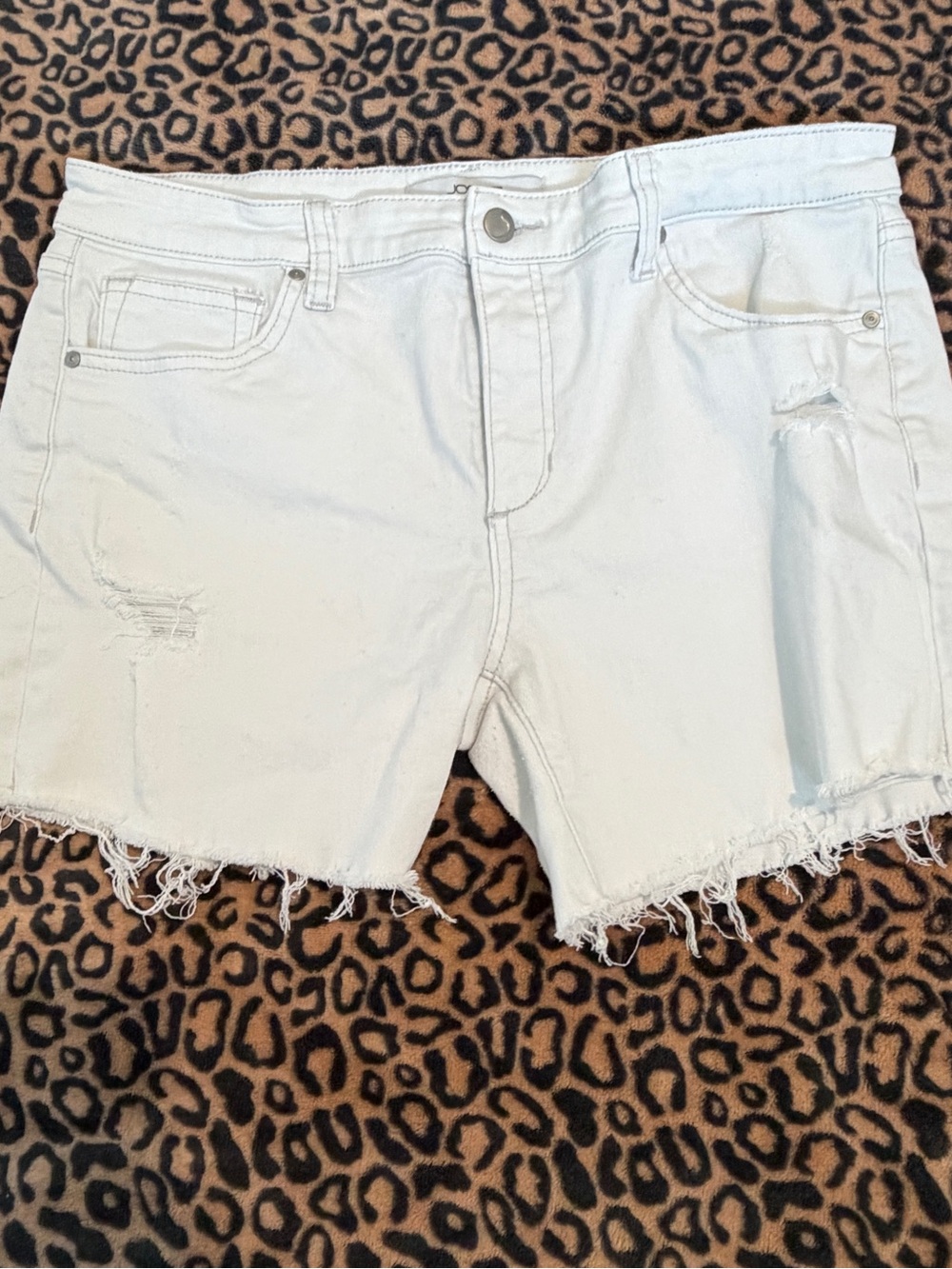 Joe's Jeans White Distressed Frayed Hem Shorts-size 30. Have stretch